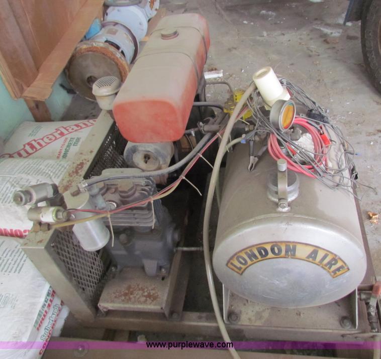 image for item AJ9480 London Aire H