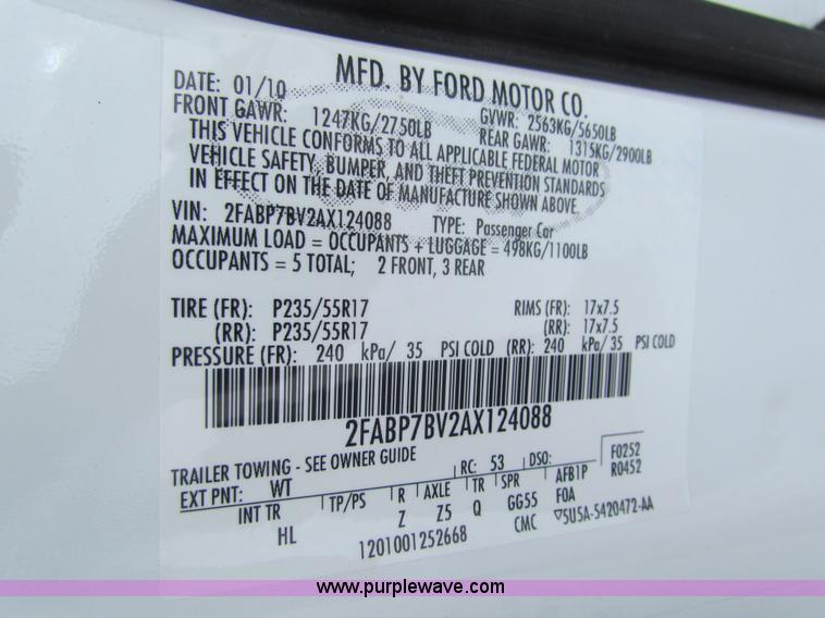 image for item AJ9482 2010 Ford Crown Victoria Police Interceptor