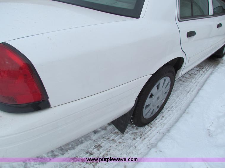 image for item AJ9482 2010 Ford Crown Victoria Police Interceptor