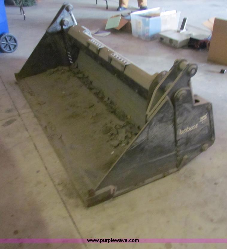 image for item AJ9485 Bobcat 74" 4-N-1 bucket