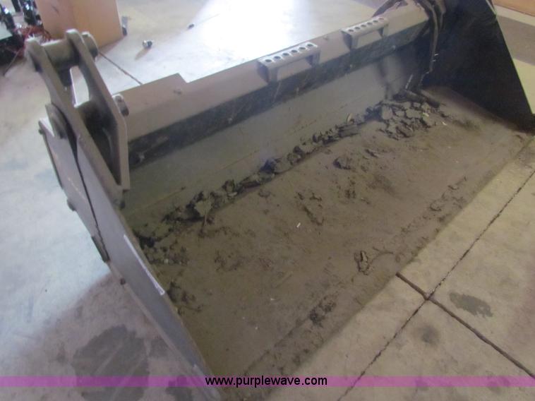 image for item AJ9485 Bobcat 74" 4-N-1 bucket