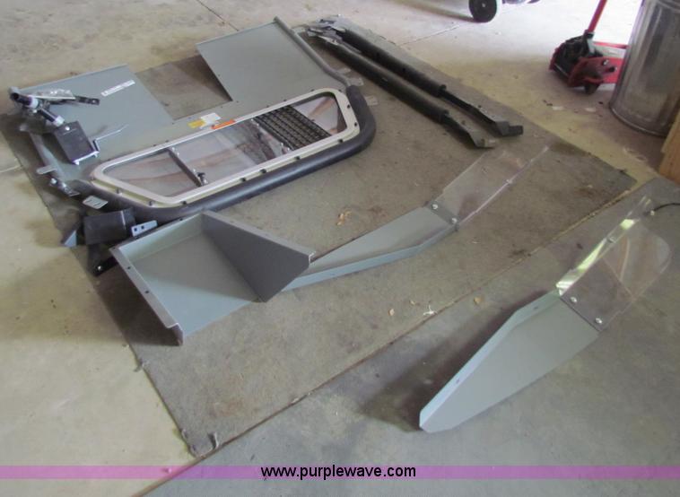 image for item AJ9486 Go Jotto car cage