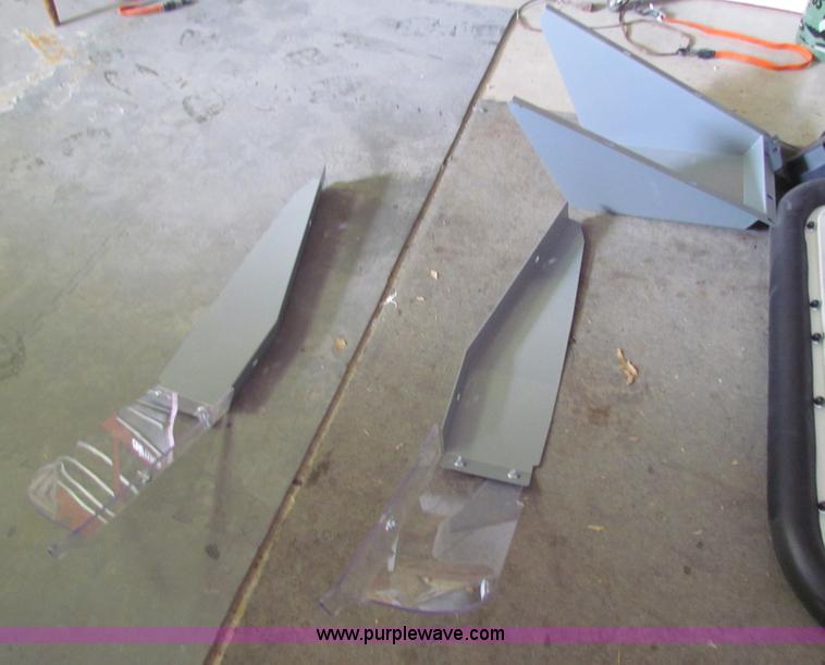 image for item AJ9486 Go Jotto car cage