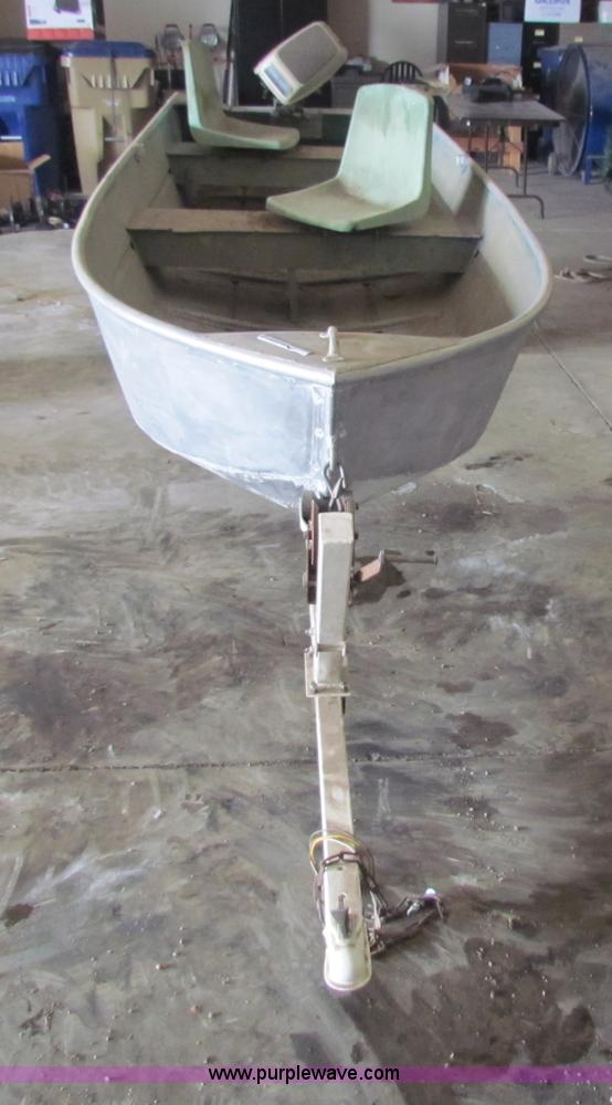 image for item AJ9491 14' aluminum boat