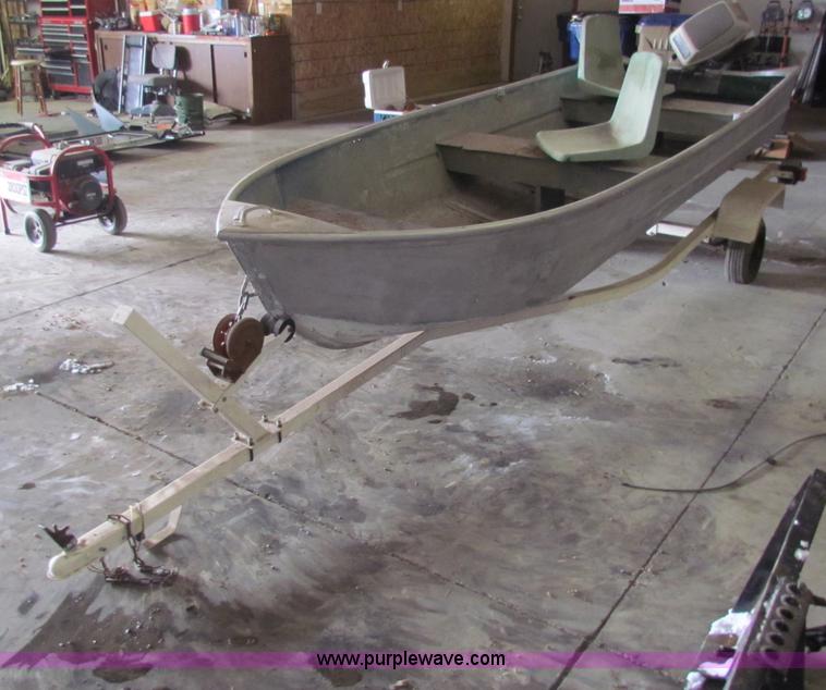 image for item AJ9491 14' aluminum boat