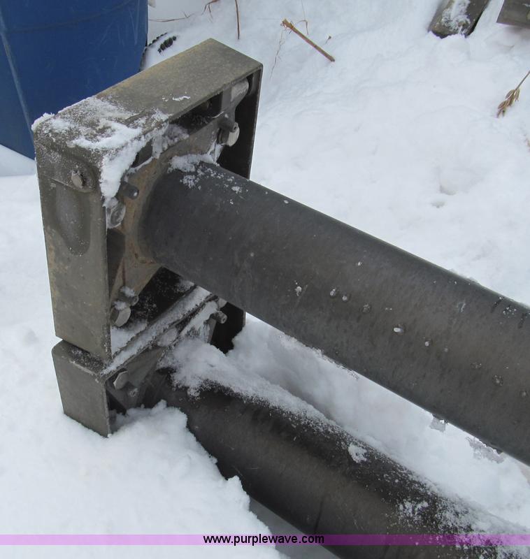 image for item AR9025 Light poles