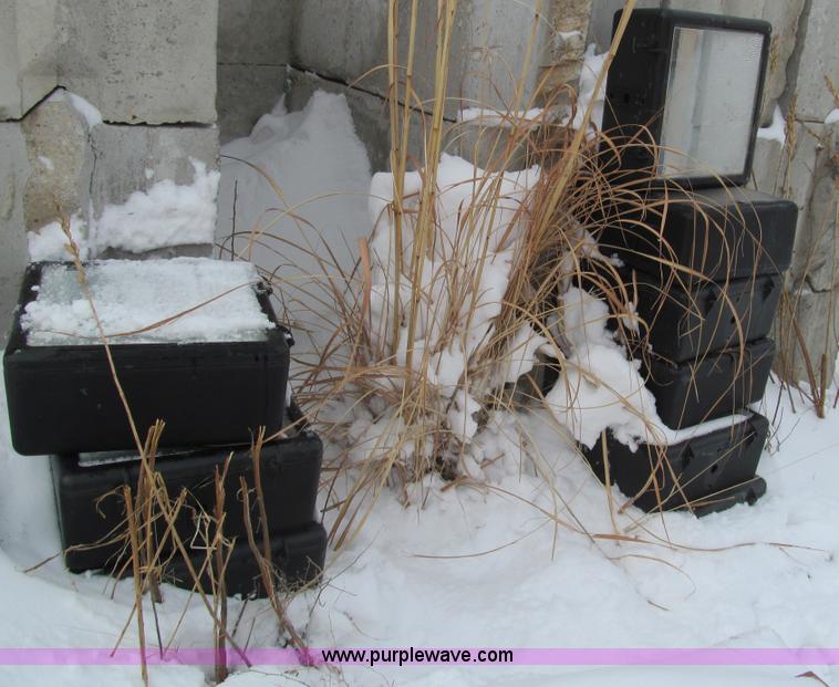 image for item AR9025 Light poles