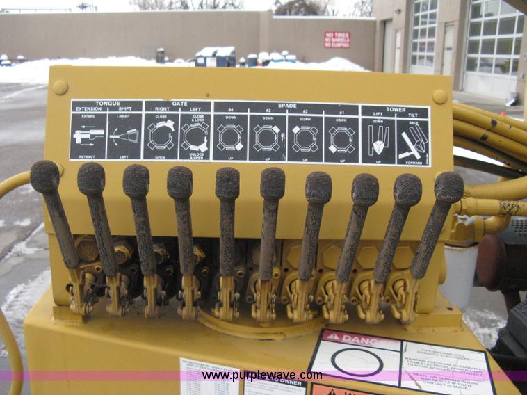 image for item AX9969 Vermeer TS-44A self-contained tree spade