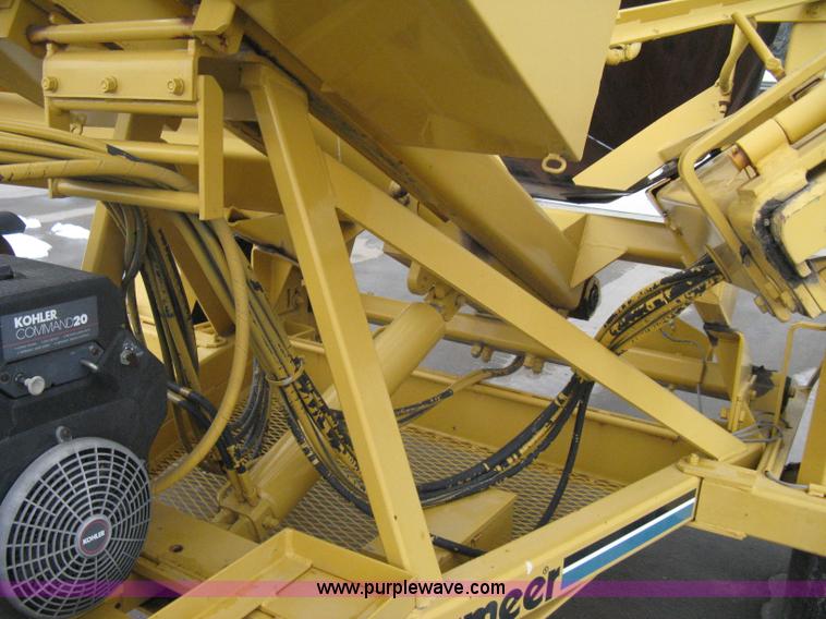 image for item AX9969 Vermeer TS-44A self-contained tree spade