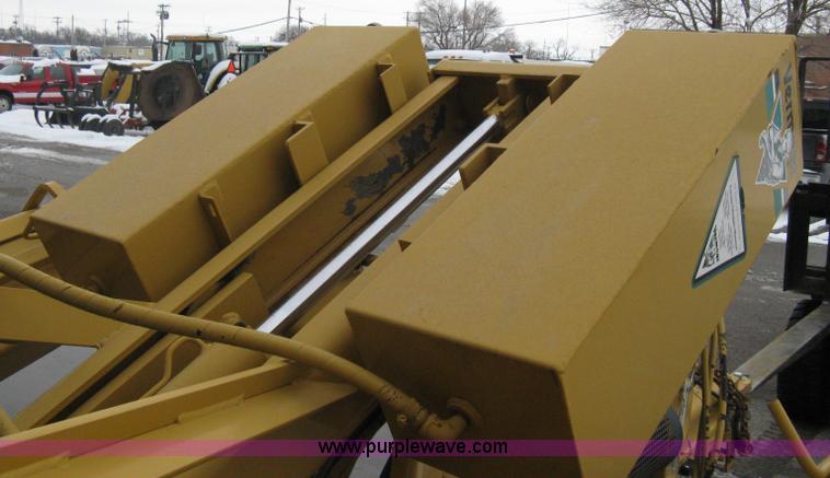 image for item AX9969 Vermeer TS-44A self-contained tree spade