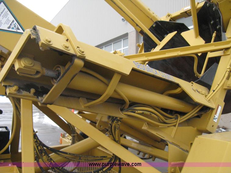 image for item AX9969 Vermeer TS-44A self-contained tree spade