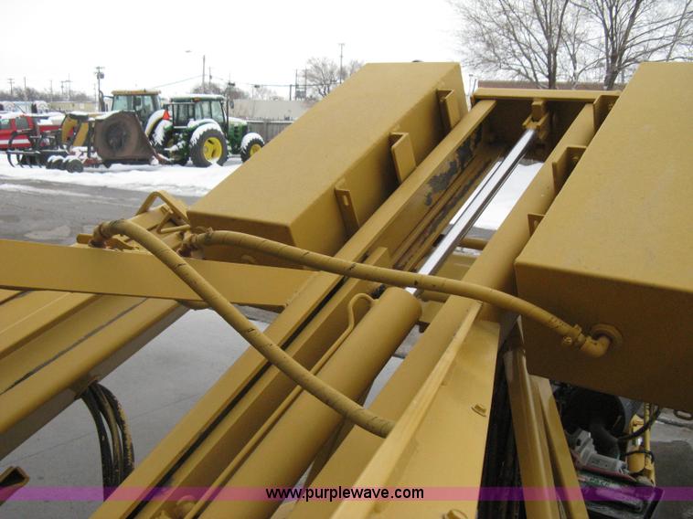 image for item AX9969 Vermeer TS-44A self-contained tree spade