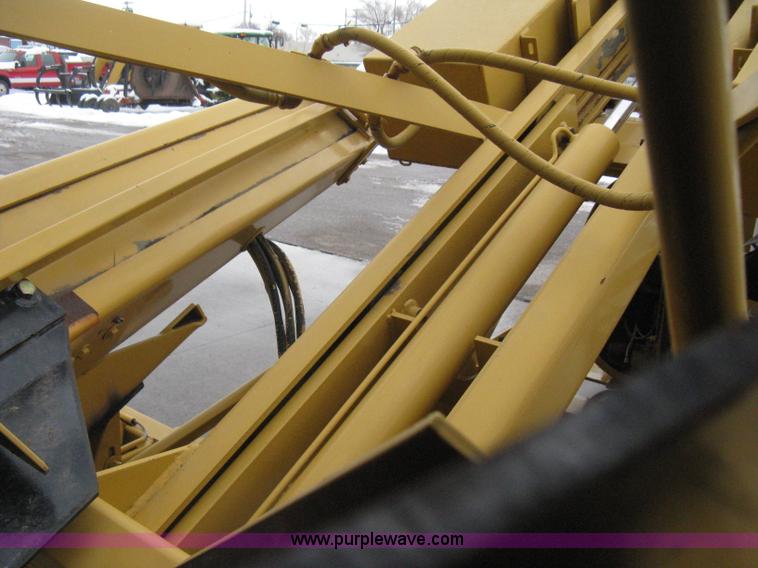 image for item AX9969 Vermeer TS-44A self-contained tree spade