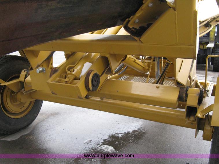 image for item AX9969 Vermeer TS-44A self-contained tree spade