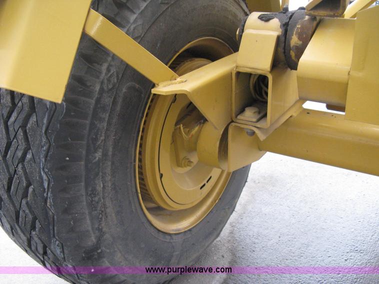 image for item AX9969 Vermeer TS-44A self-contained tree spade