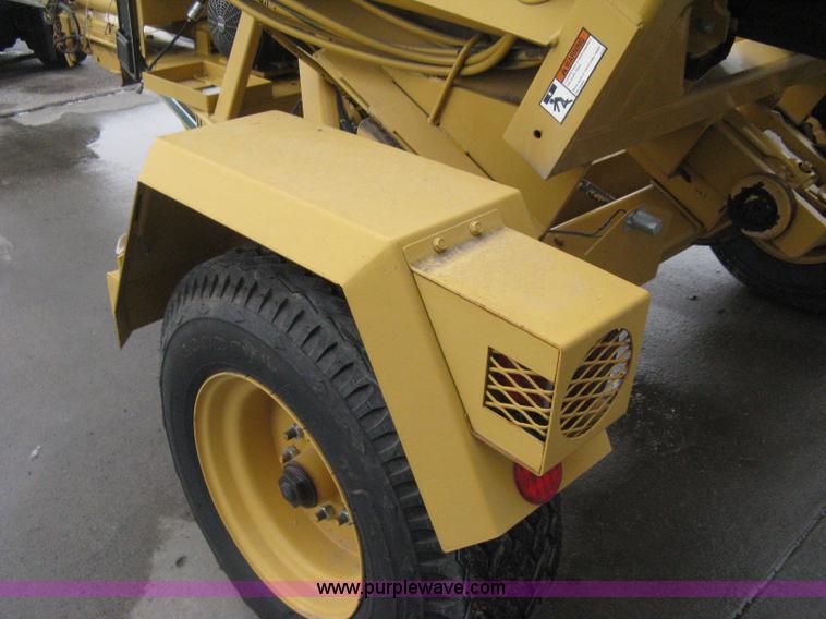 image for item AX9969 Vermeer TS-44A self-contained tree spade