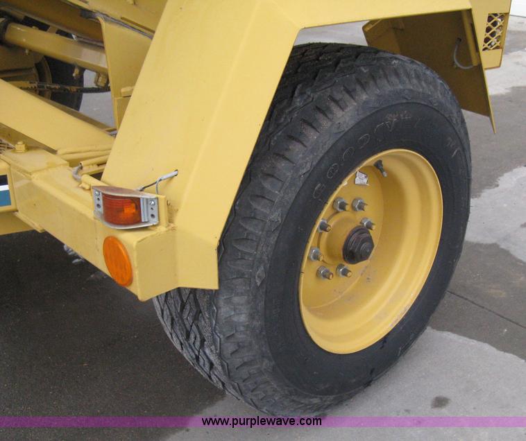 image for item AX9969 Vermeer TS-44A self-contained tree spade