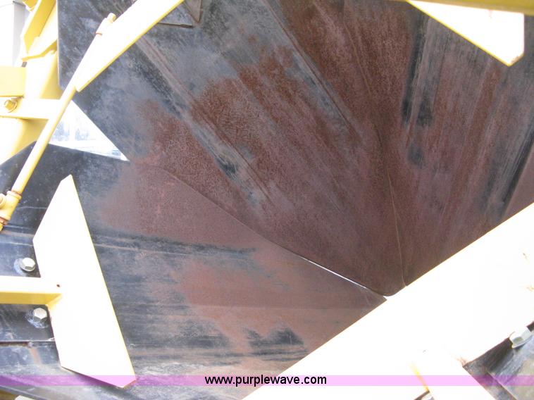 image for item AX9969 Vermeer TS-44A self-contained tree spade