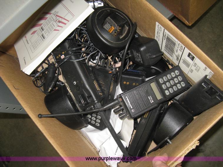 image for item AX9979 Assorted emergency radio equipment