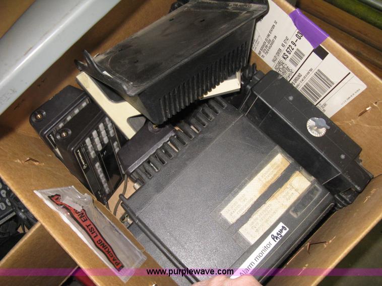 image for item AX9979 Assorted emergency radio equipment