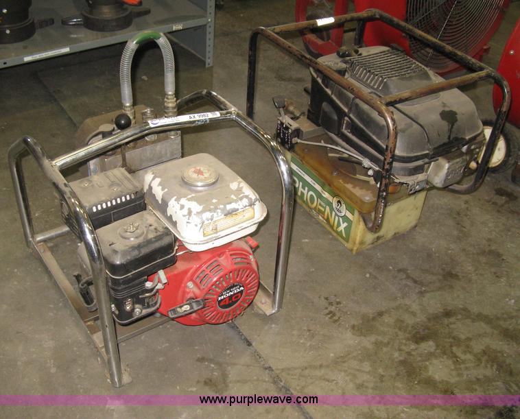 image for item AX9982 Hydraulic rescue tools