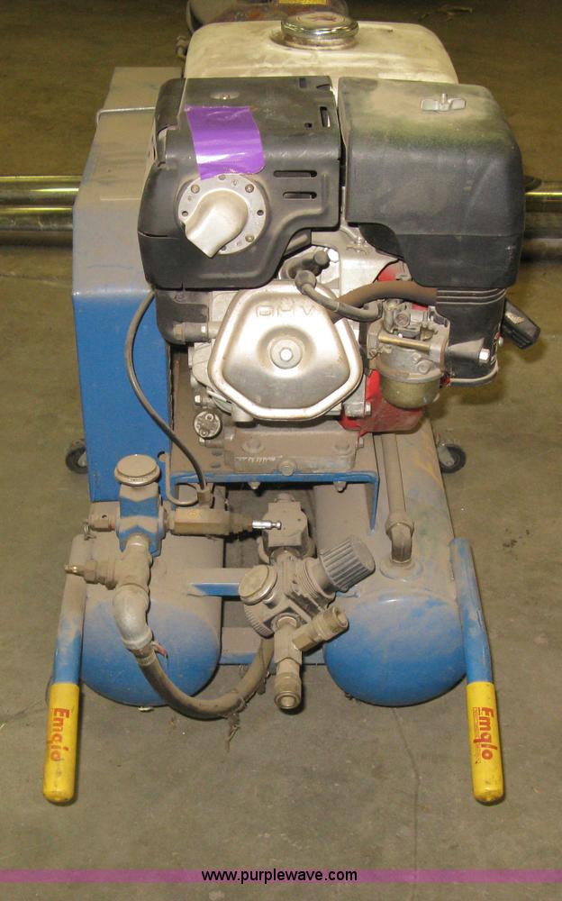 image for item AX9991 Emglo twin cylinder air compressor