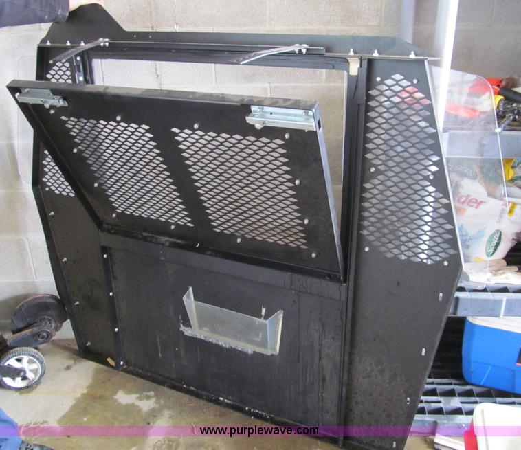 image for item AY9896 Chevrolet Express Van police cage