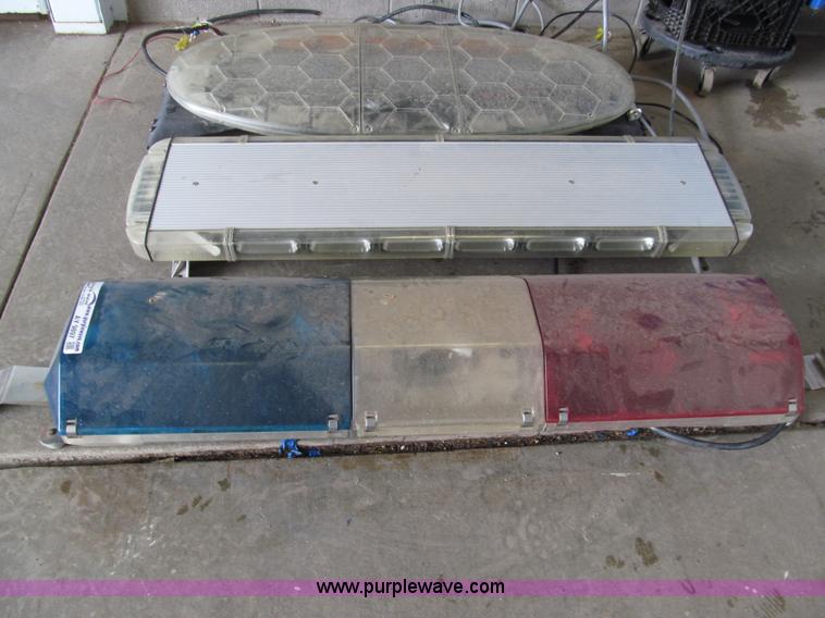 image for item AY9897 (3) emergency light bars