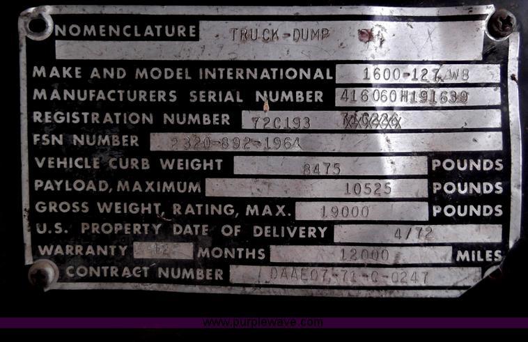 image for item C1762 1971 International Loadstar 1600 dump truck