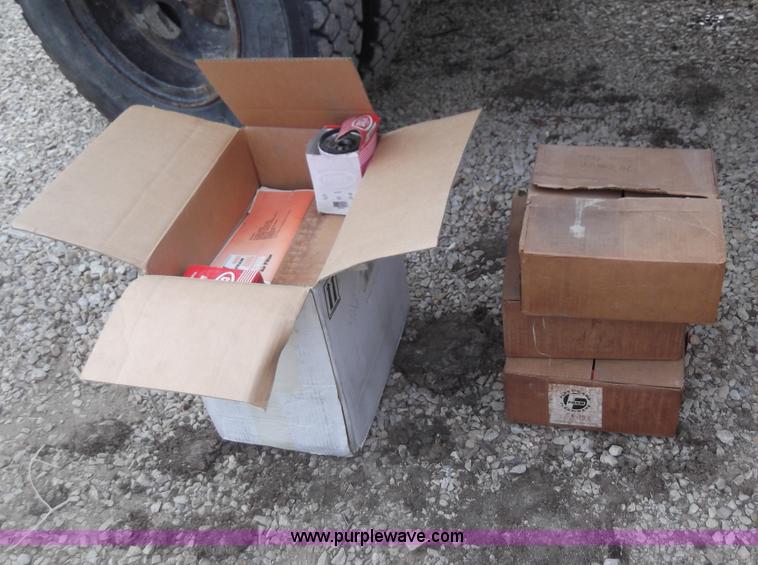 image for item C1763 1974 Chevrolet C60 dump truck