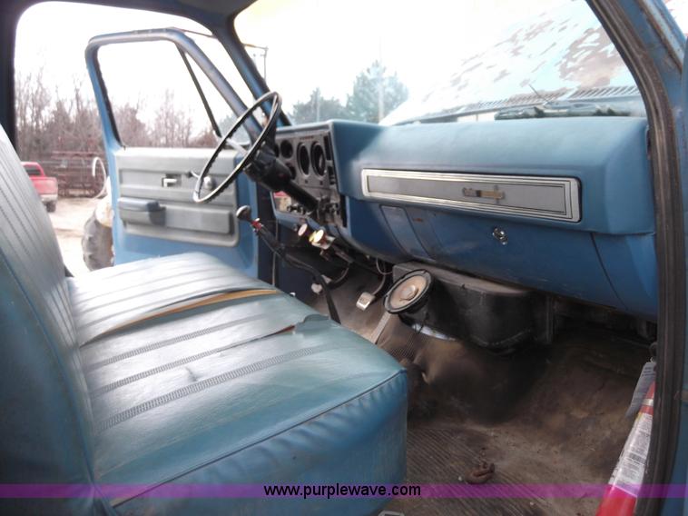 image for item C1763 1974 Chevrolet C60 dump truck