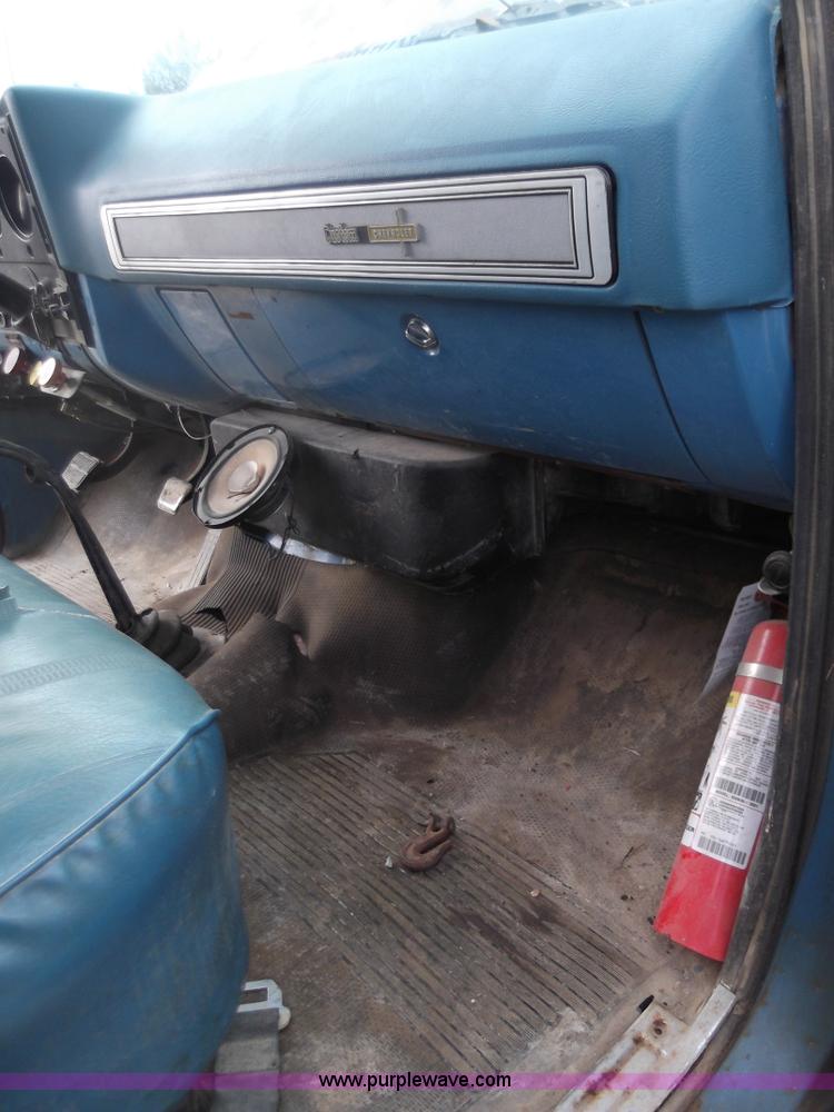 image for item C1763 1974 Chevrolet C60 dump truck