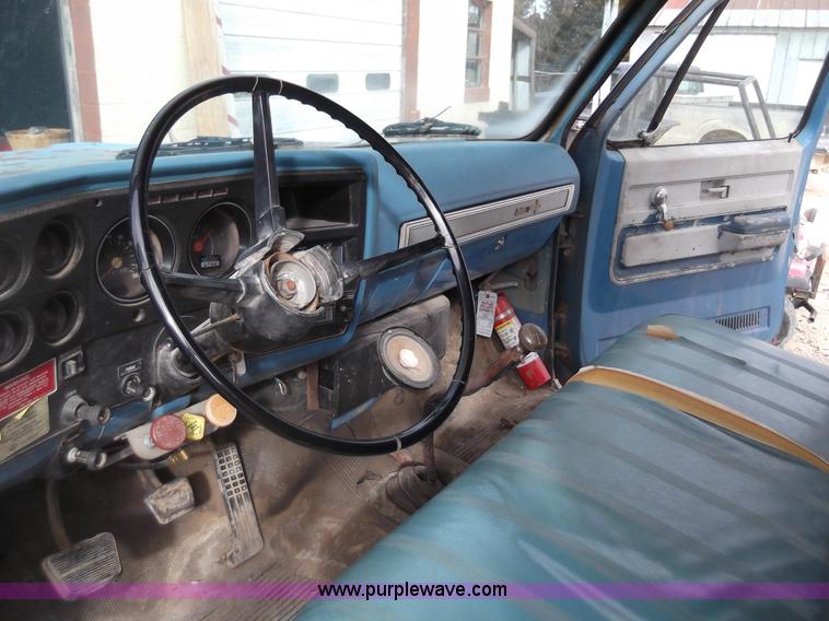 image for item C1763 1974 Chevrolet C60 dump truck