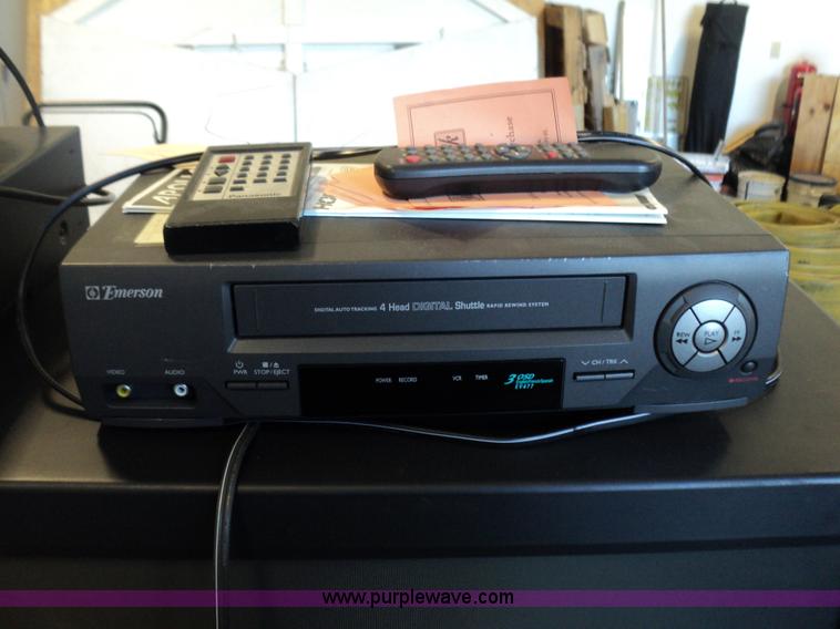 image for item C1771 Assorted electronics