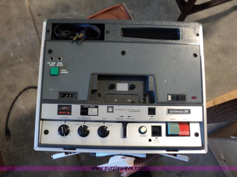 image for item C1771 Assorted electronics