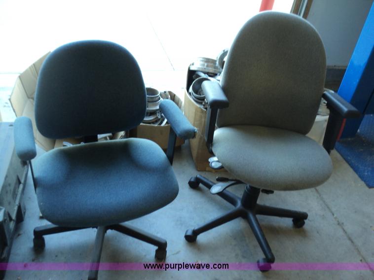 image for item C1772 Assorted equipment