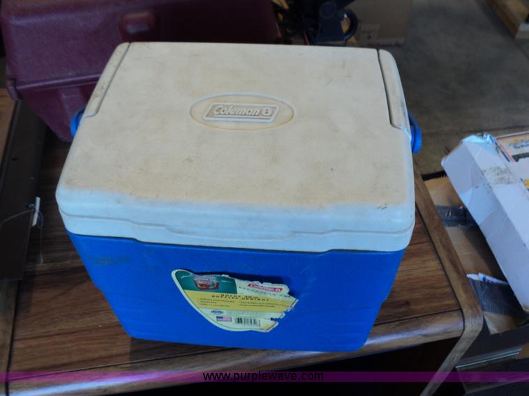 image for item C1772 Assorted equipment