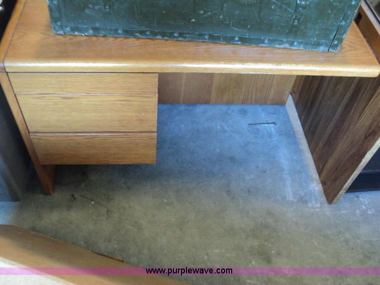 image for item C1772 Assorted equipment