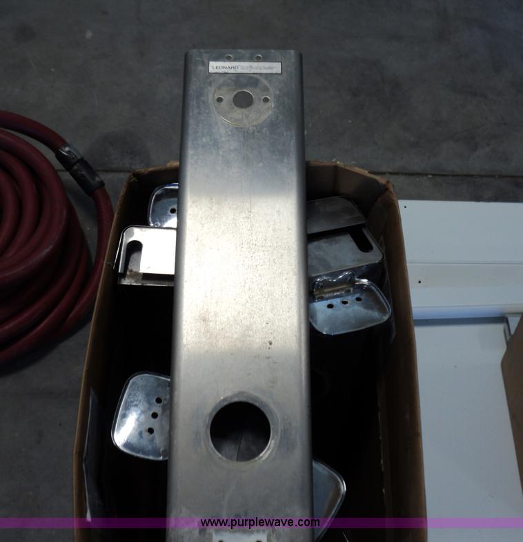 image for item C1773 Assorted equipment