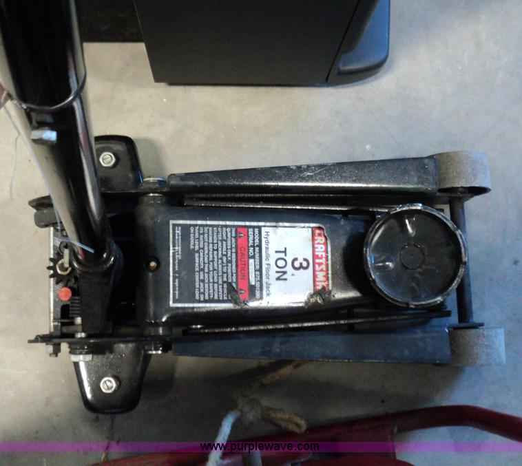 image for item C1773 Assorted equipment