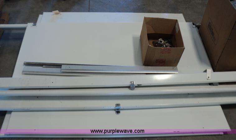 image for item C1774 Assorted bathroom equipment