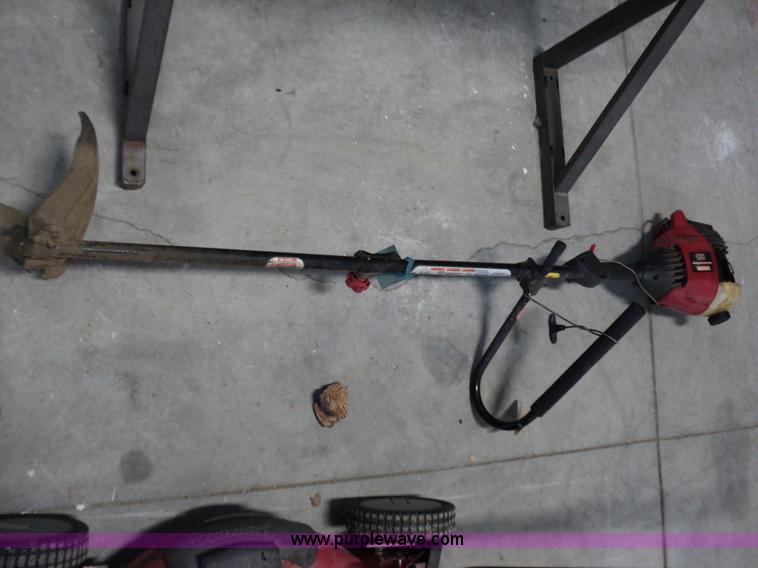 image for item C1776 Assorted outdoor equipment