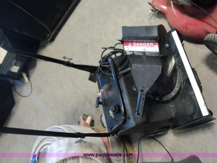 image for item C1776 Assorted outdoor equipment