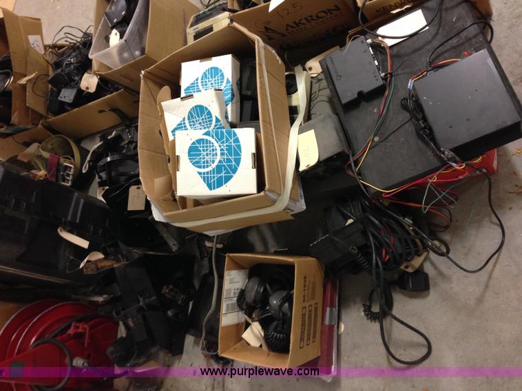 image for item C1779 Assorted equipment