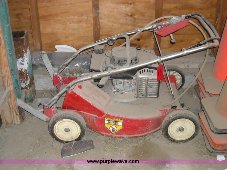 image for item C1780 Assorted equipment