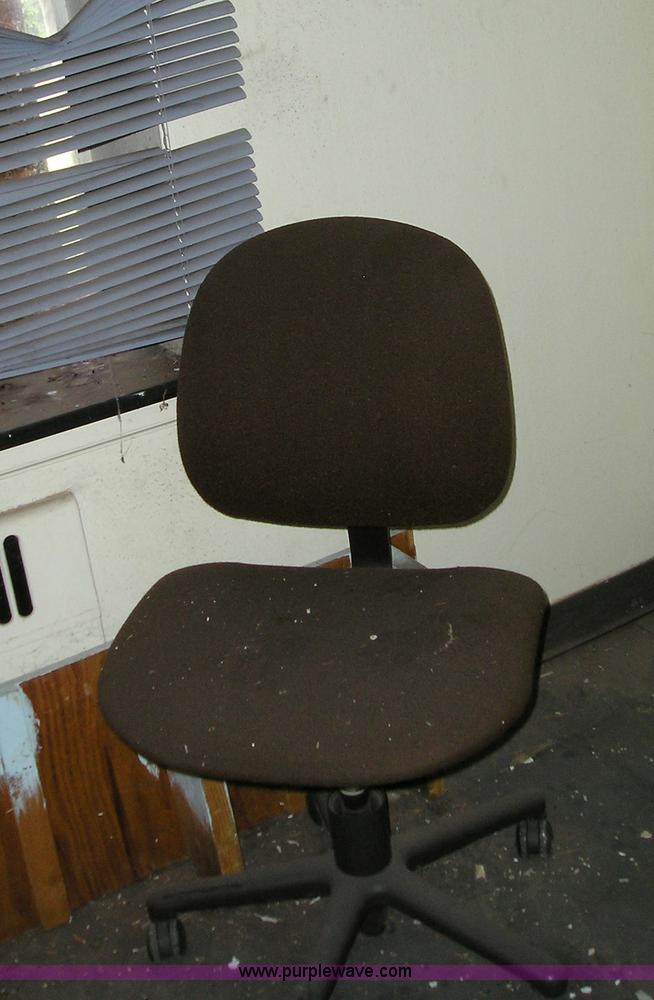 image for item C1781 Assorted equipment