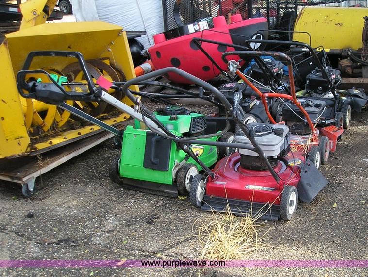 image for item C1784 Assorted equipment