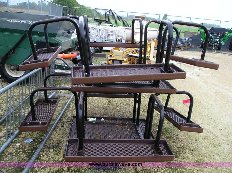 image for item C1798 Assorted equipment