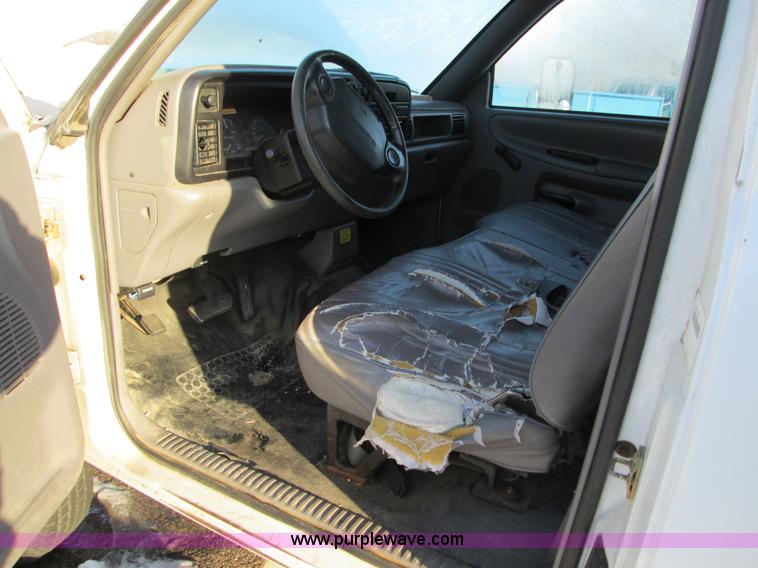 image for item C1830 1996 Dodge Ram 3500 LT box truck