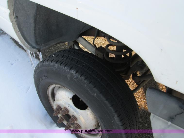 image for item C1830 1996 Dodge Ram 3500 LT box truck